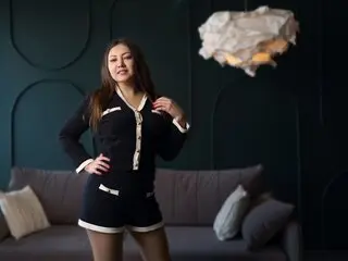 EmilyArthurs camshow
